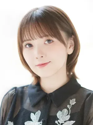 鬼头明里头像